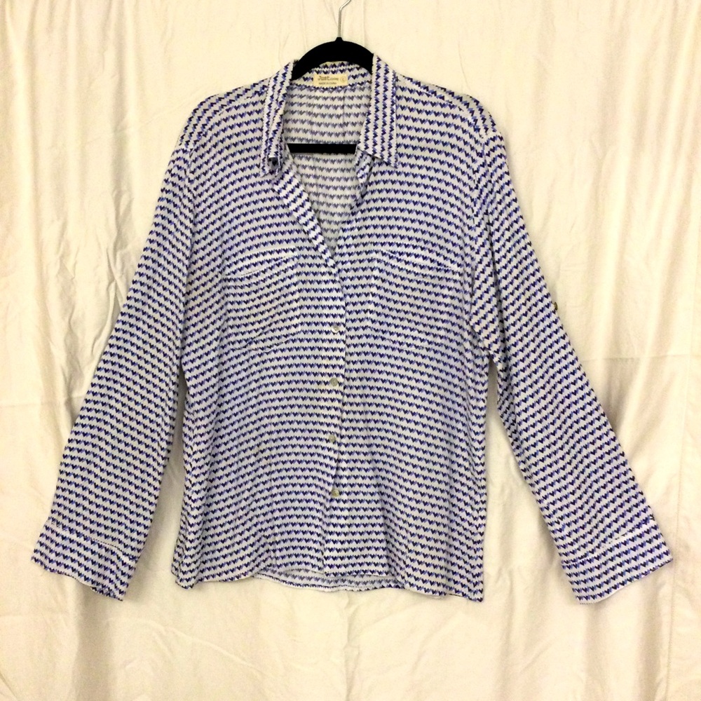 Just Living button down shirt white and blue